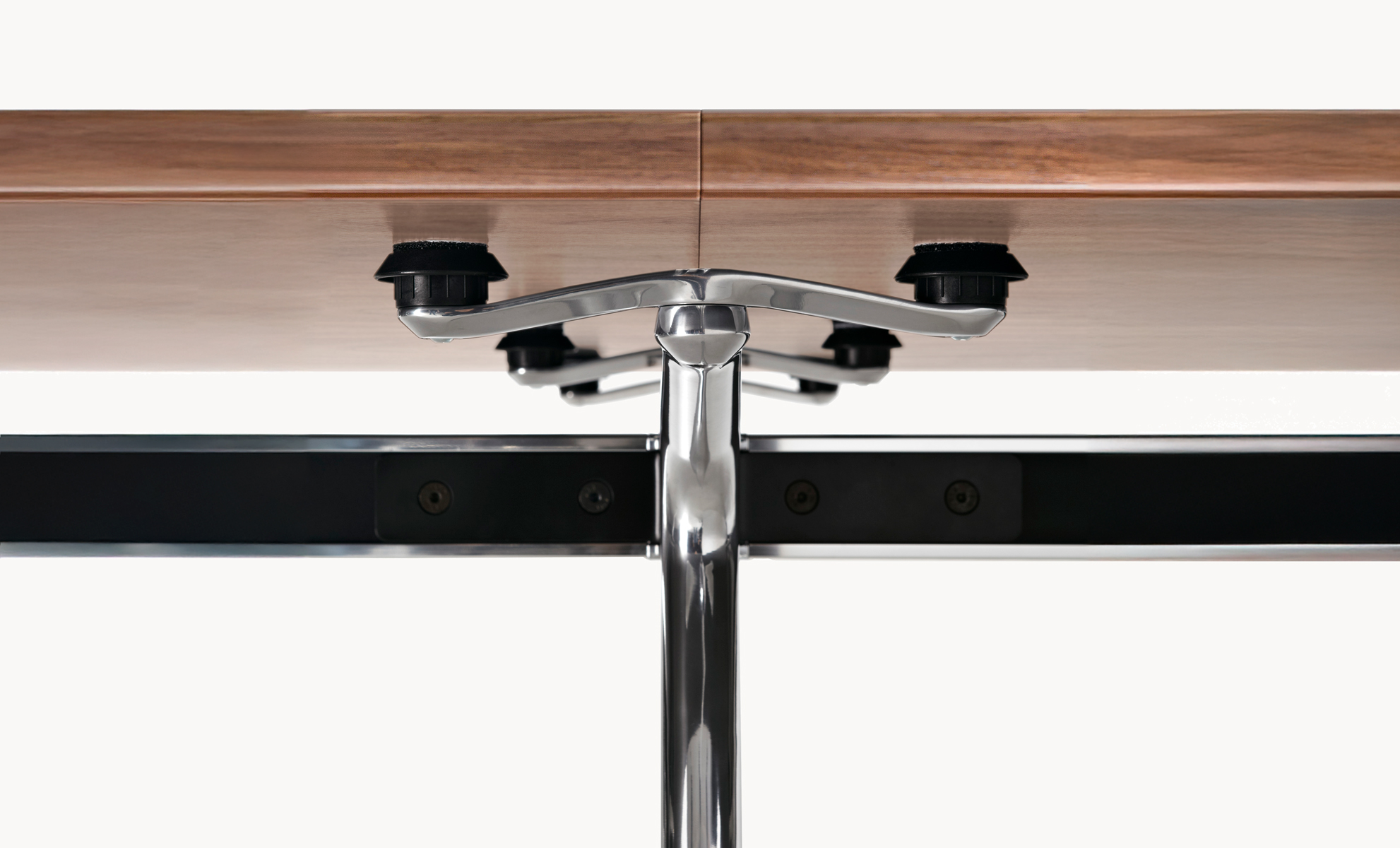ICF-Office-table-UnTable-meeting-Detail-11